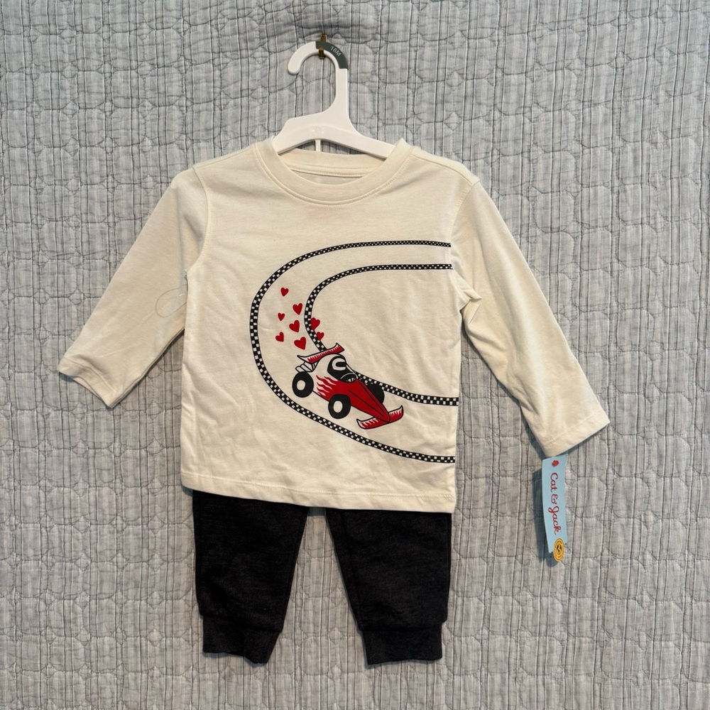 Cat & Jack Cream and Black Kids Matching Set